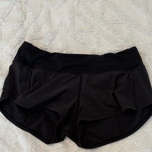 lululemon Black Speed Up Shorts 2.5